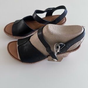 Born Stylish Black Wedge Sandals New